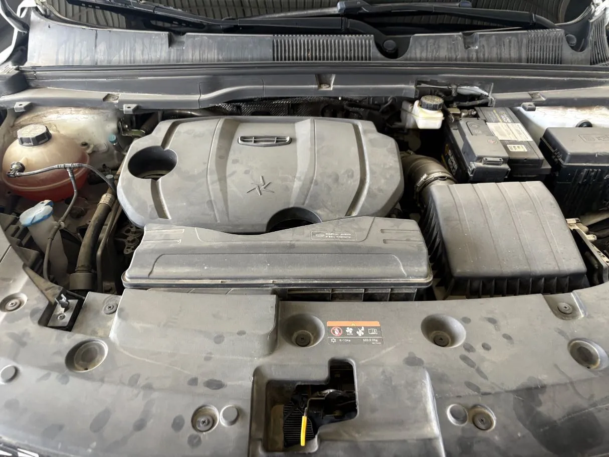 Car image 22