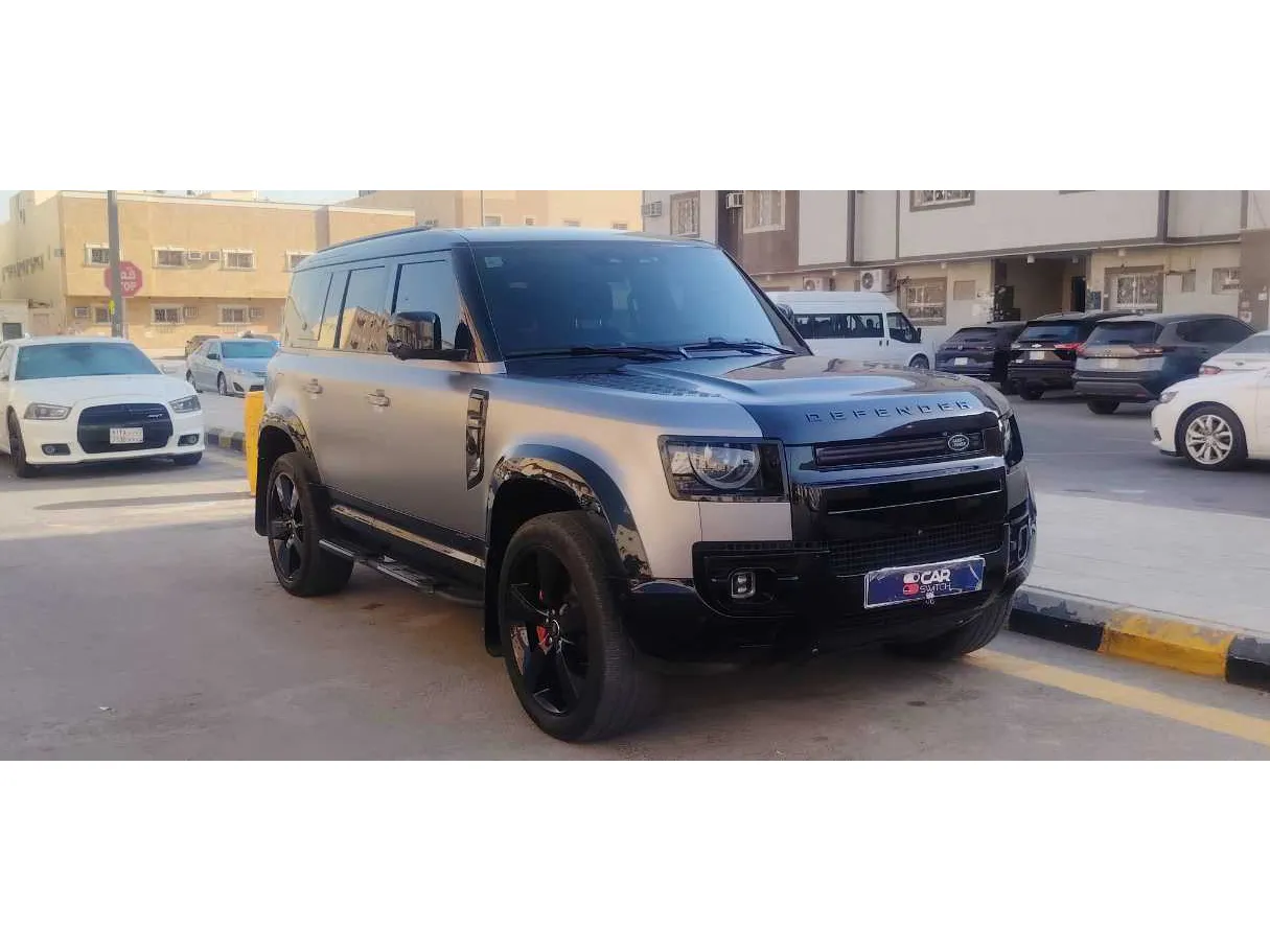 Car image 3