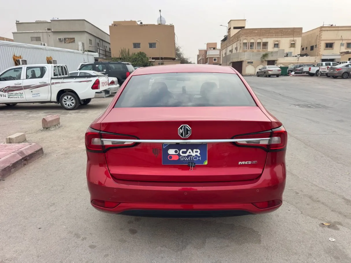 Car image 6