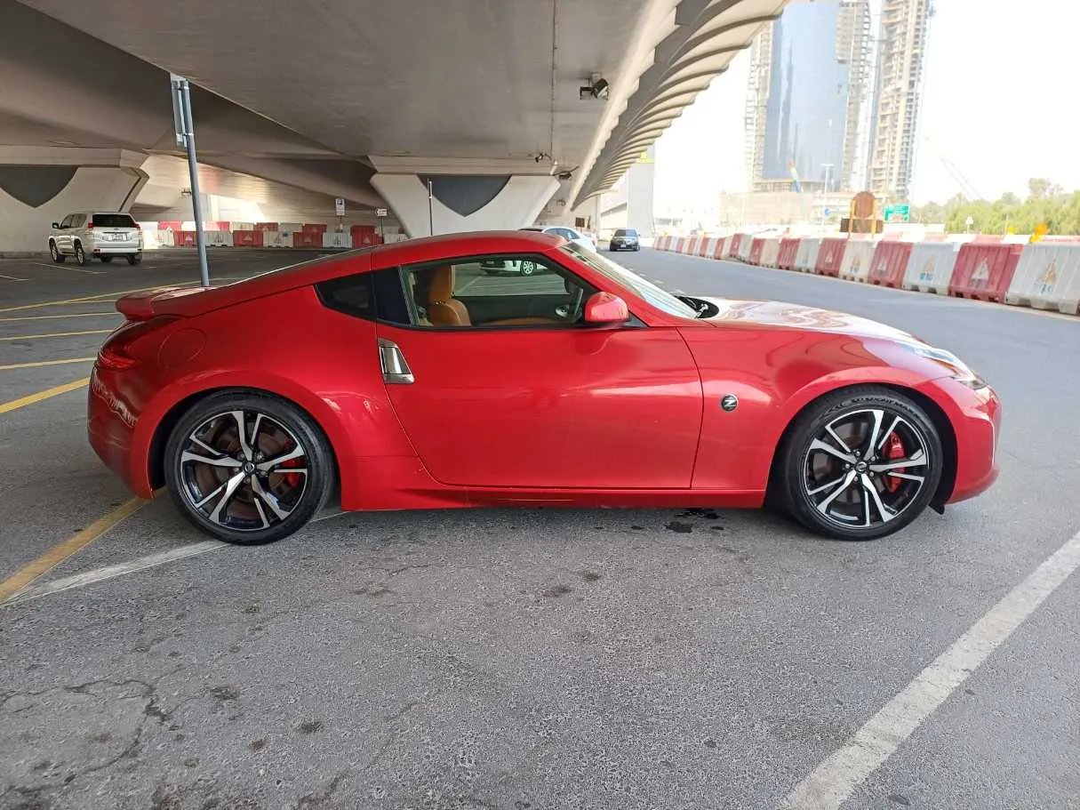 Car image 8