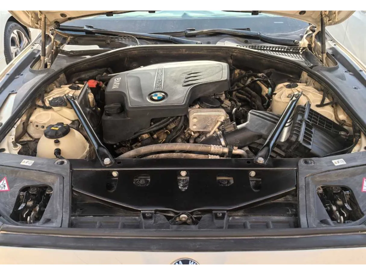 Car image 31