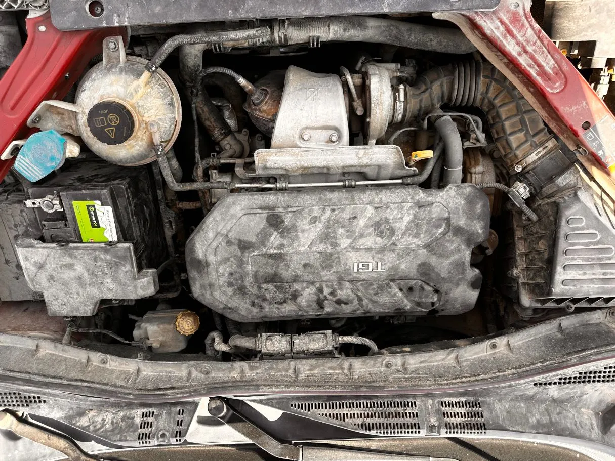Car image 27