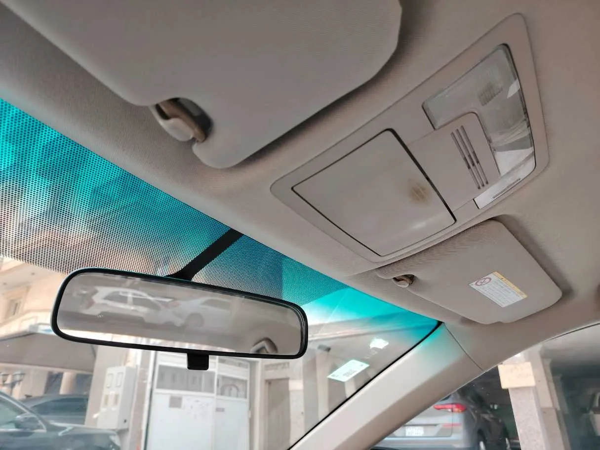 Car image 40