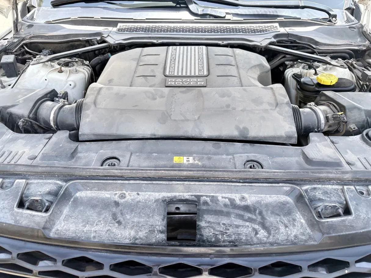 Car image 28