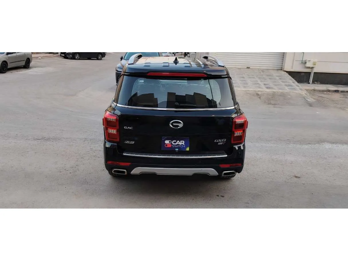 Car image 6