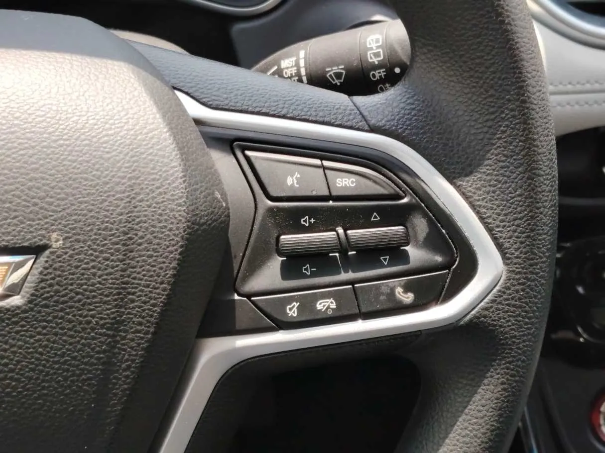 Car image 29