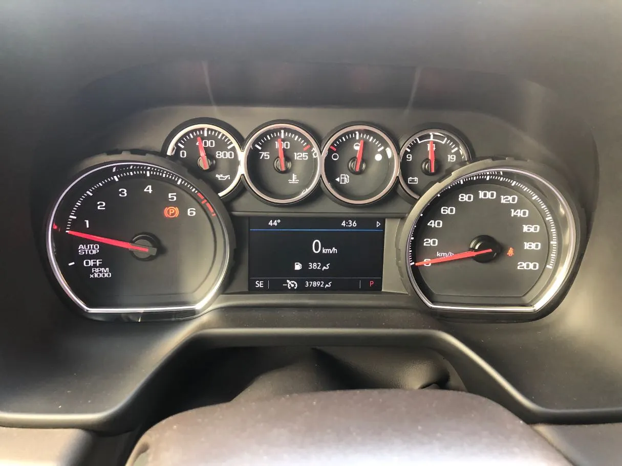 Car image 17
