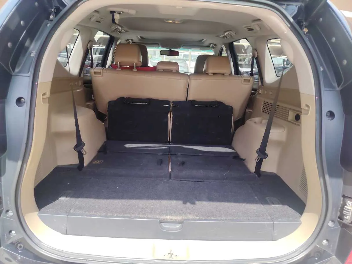 Car image 27