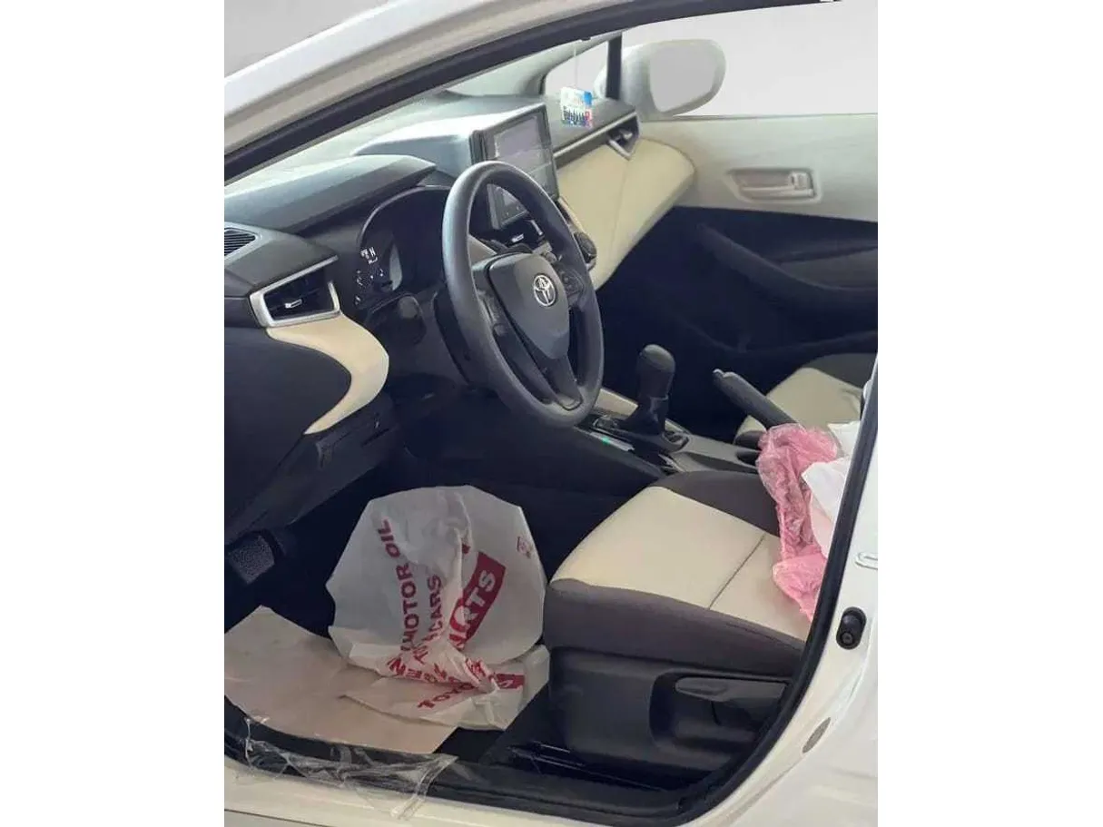 Car image 6