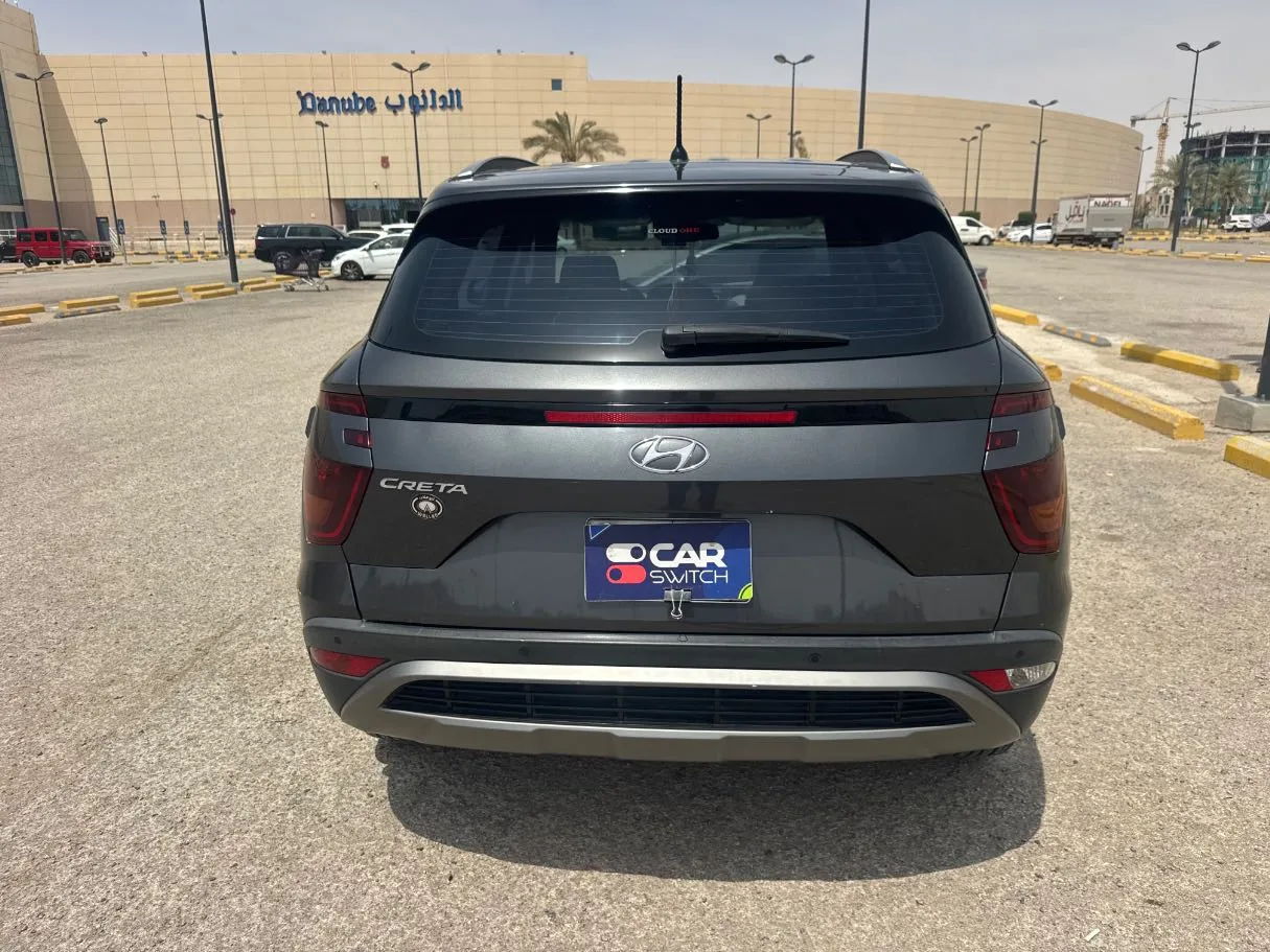 Car image 6