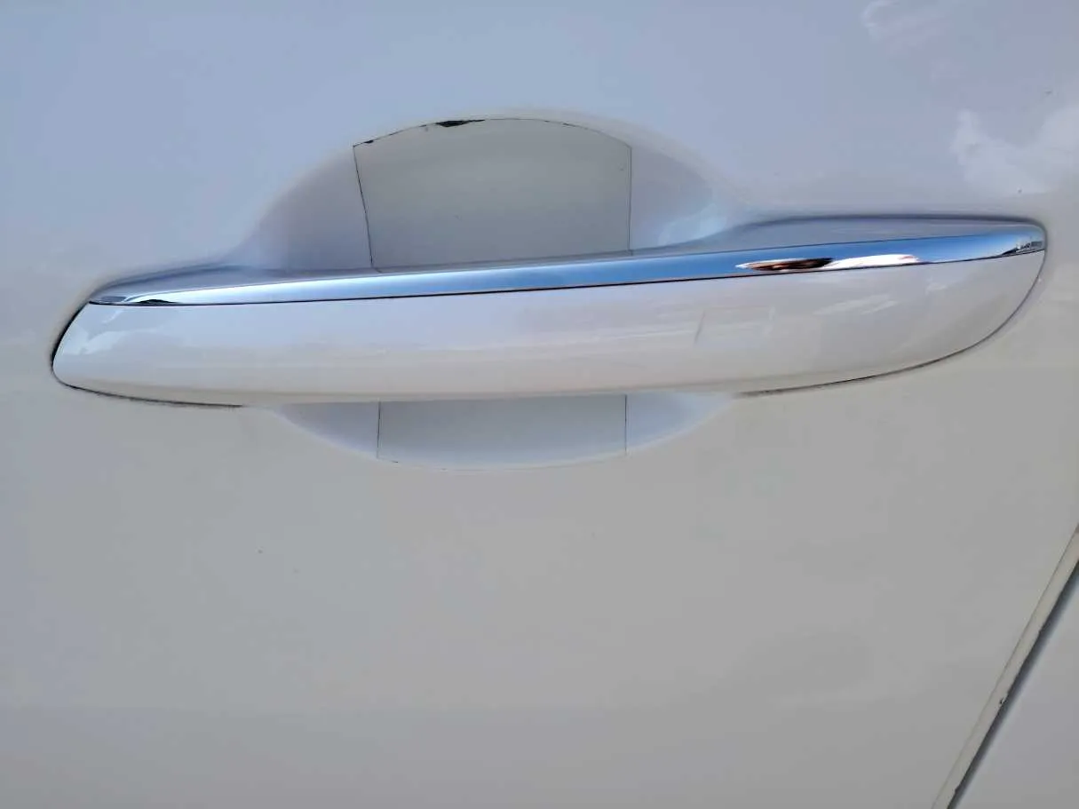 Car image 36