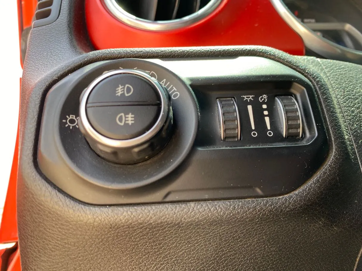 Car image 21