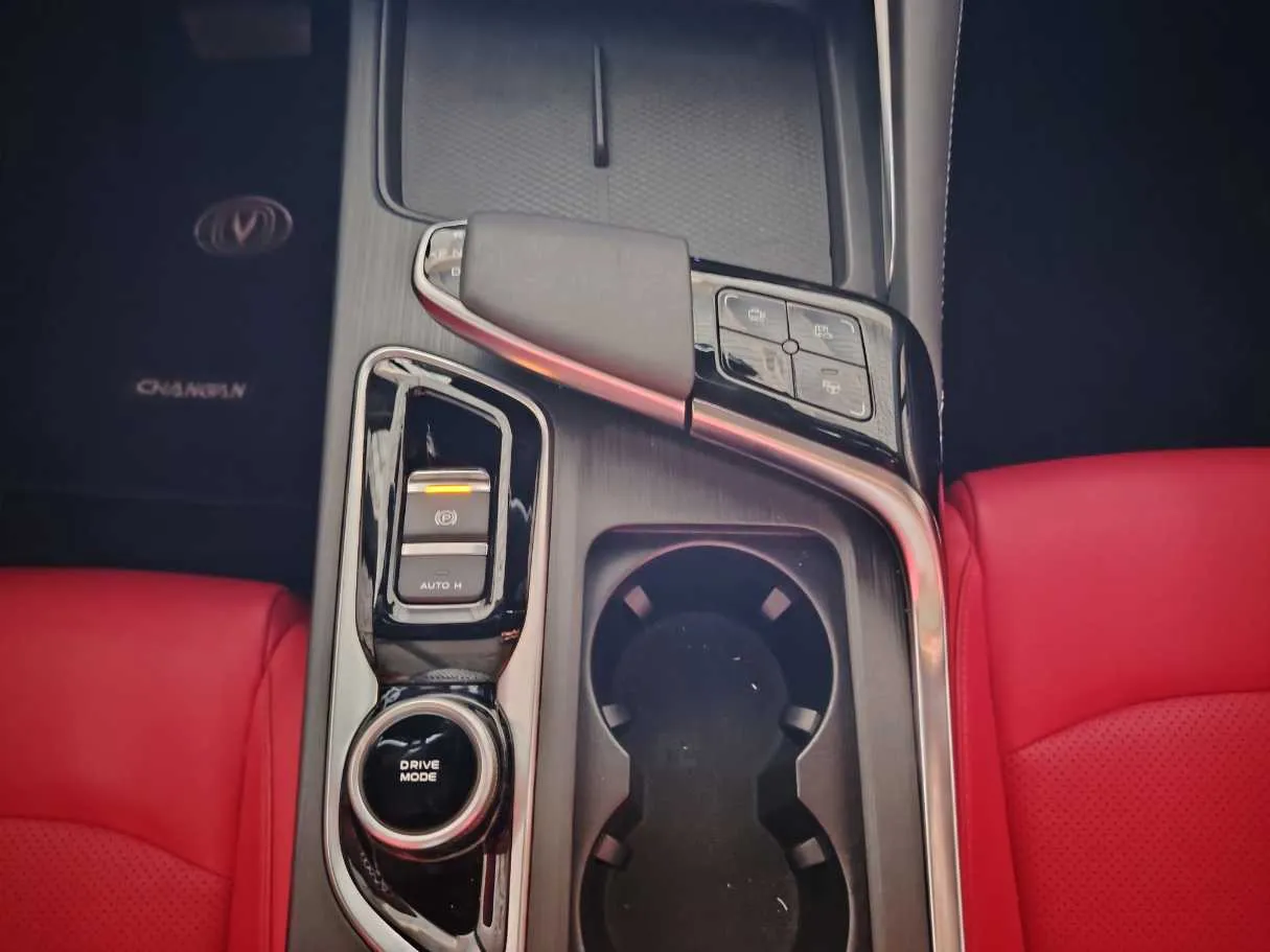 Car image 27