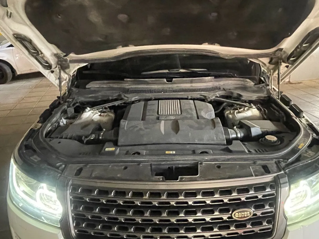 Car image 25