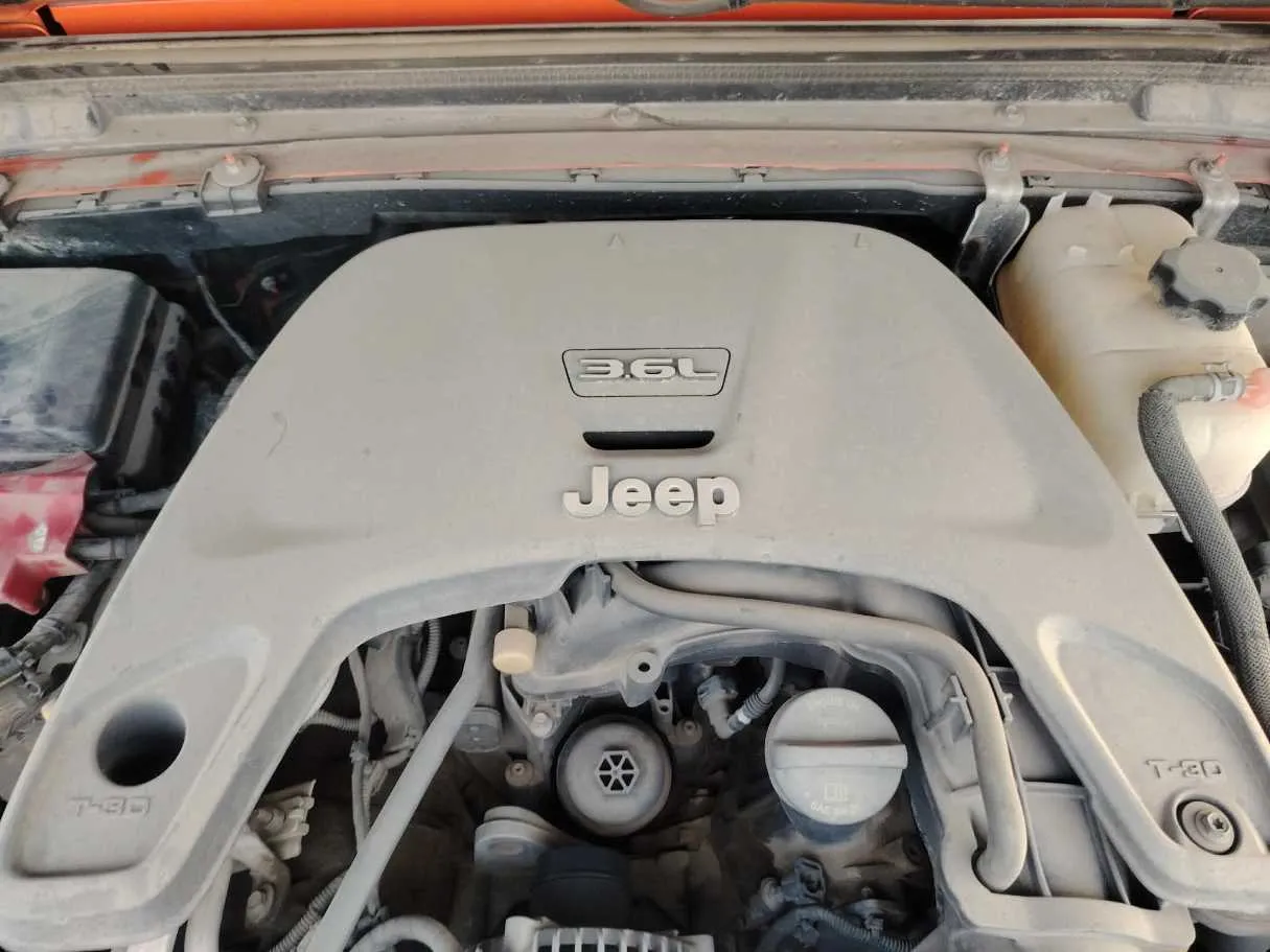 Car image 48
