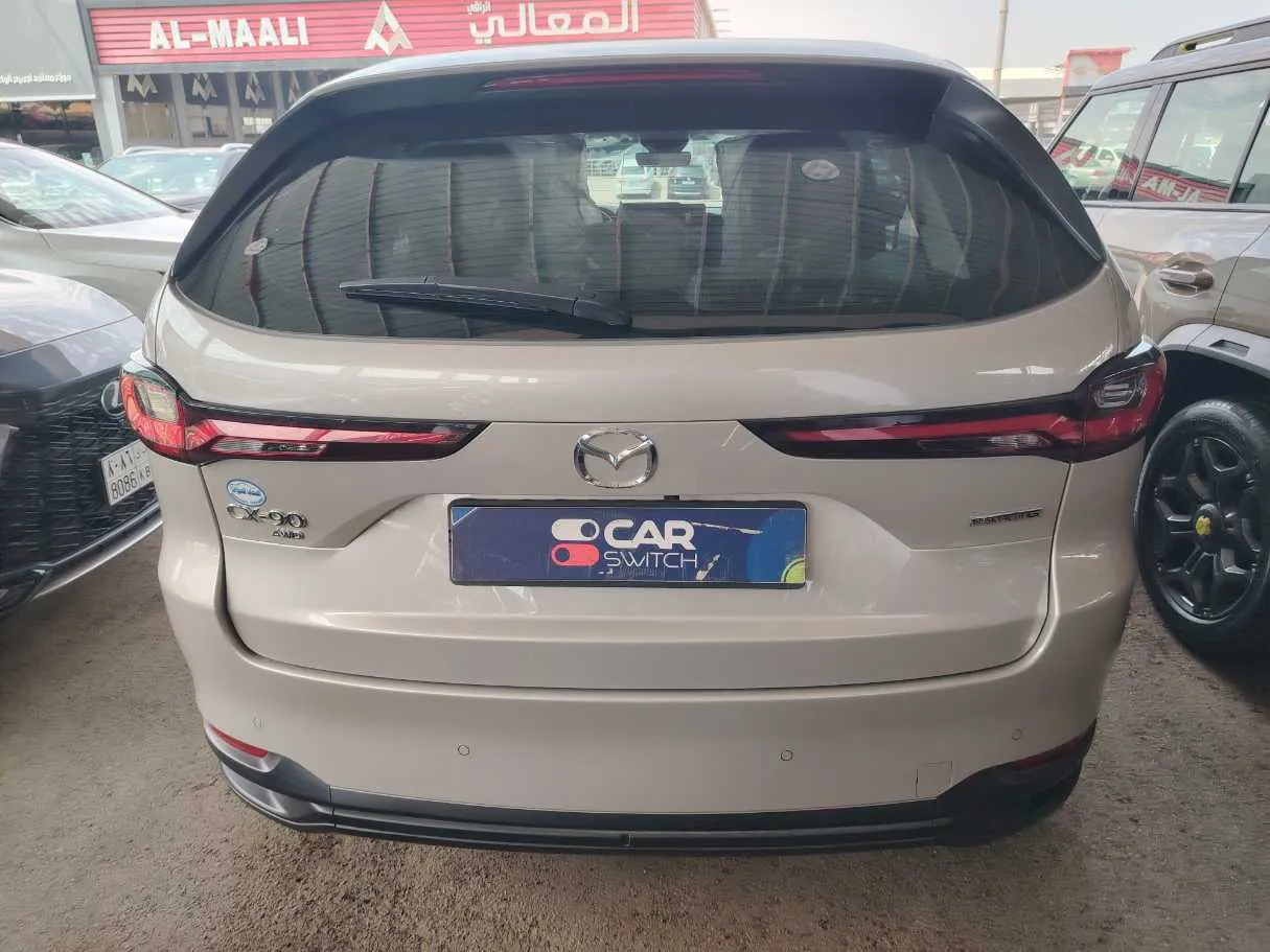 Car image 6