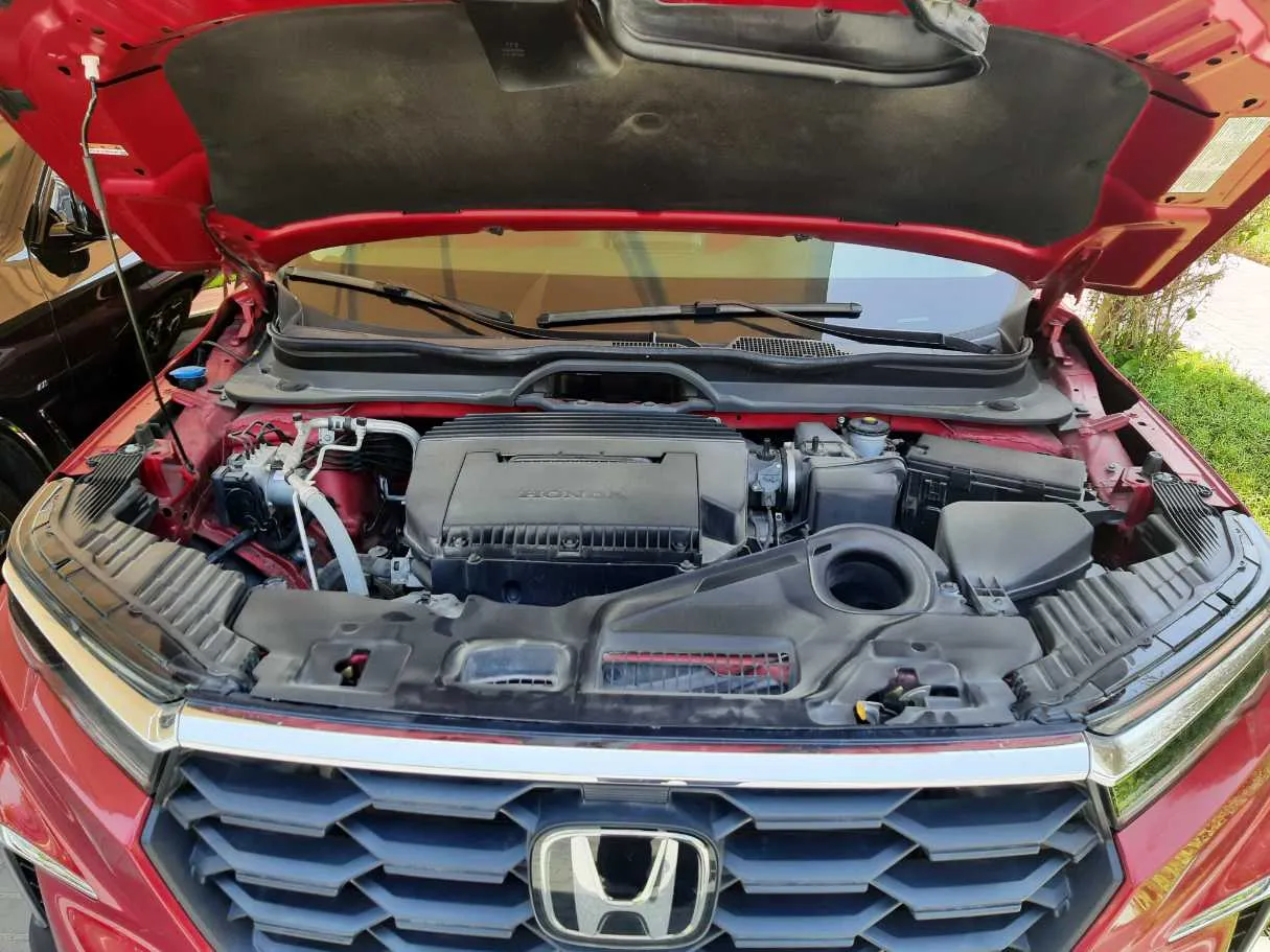 Car image 19