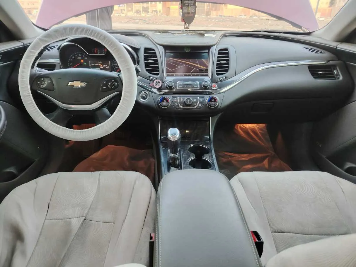 Car image 20
