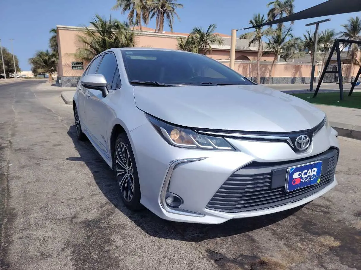 Car image 3