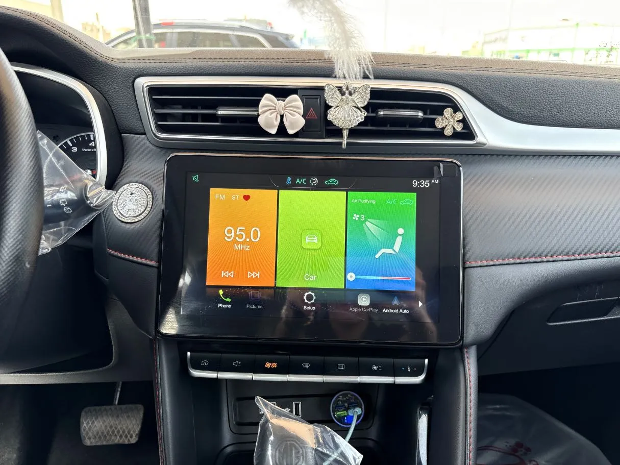 Car image 20