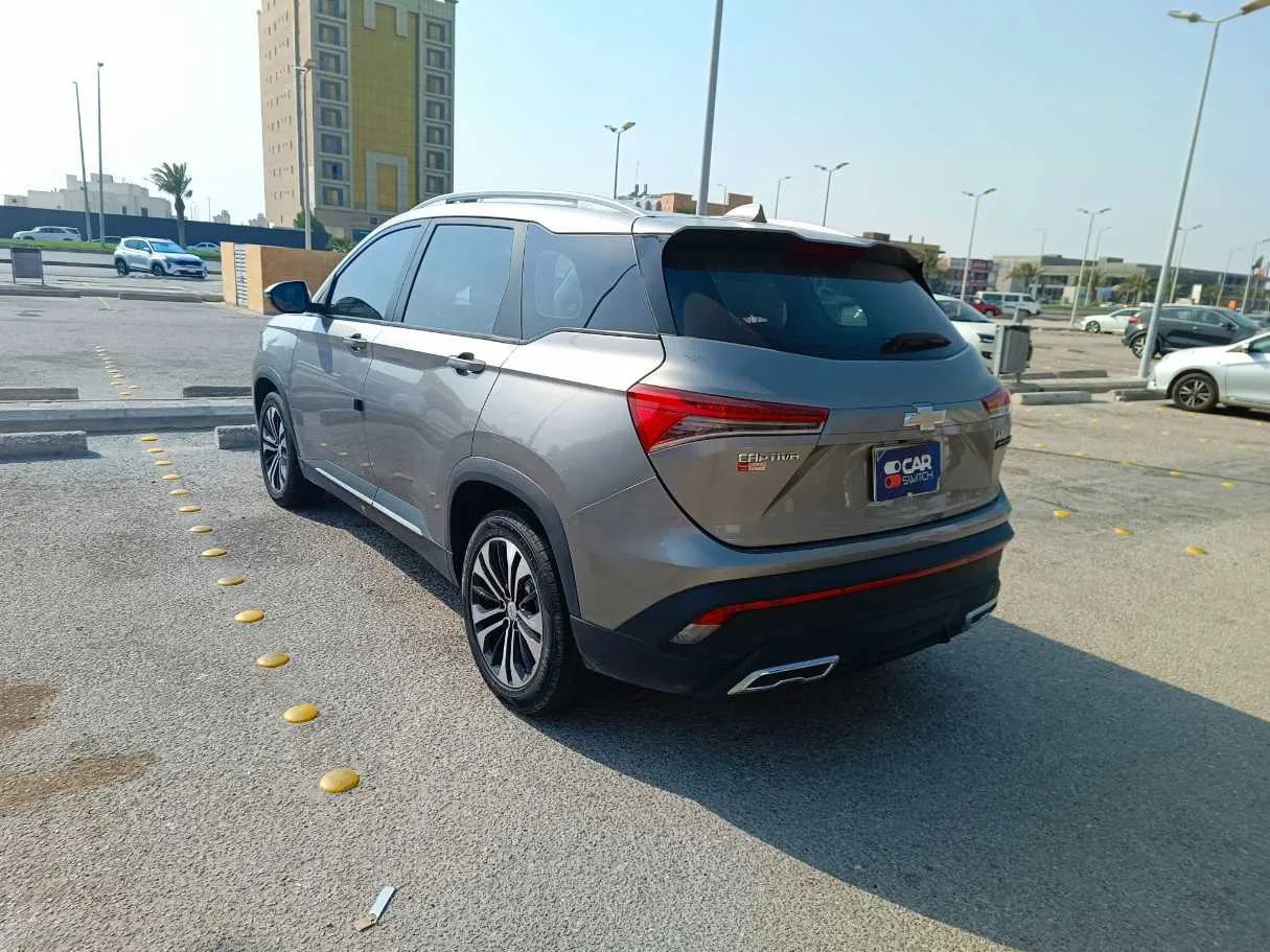 Car image 7