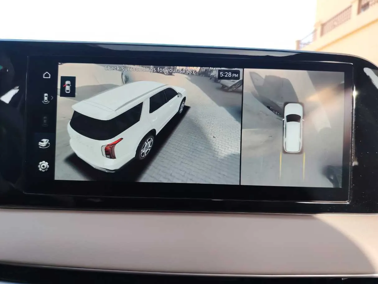 Car image 29