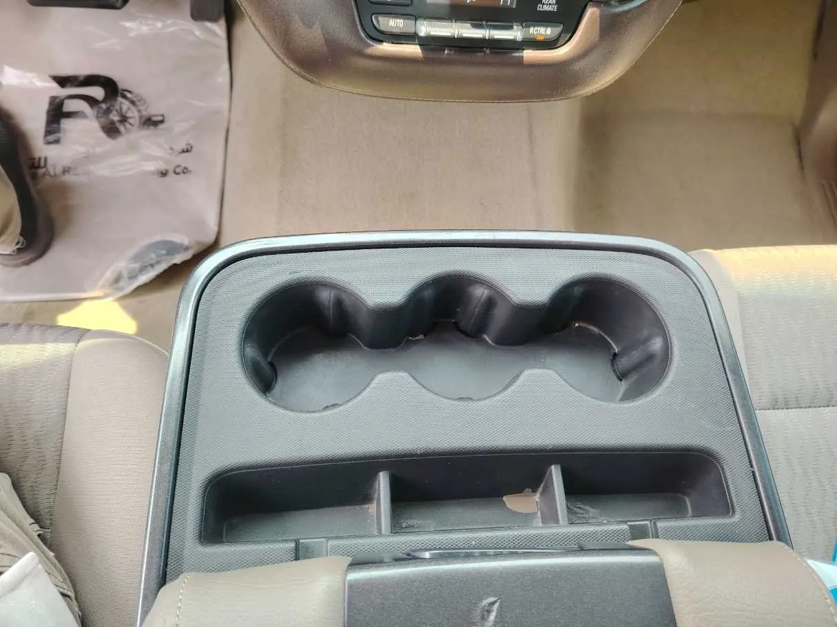 Car image 34