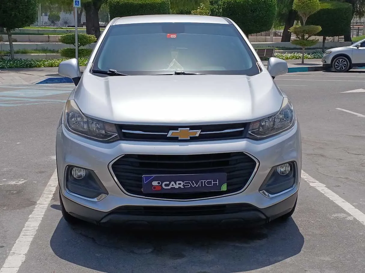 Car image 2