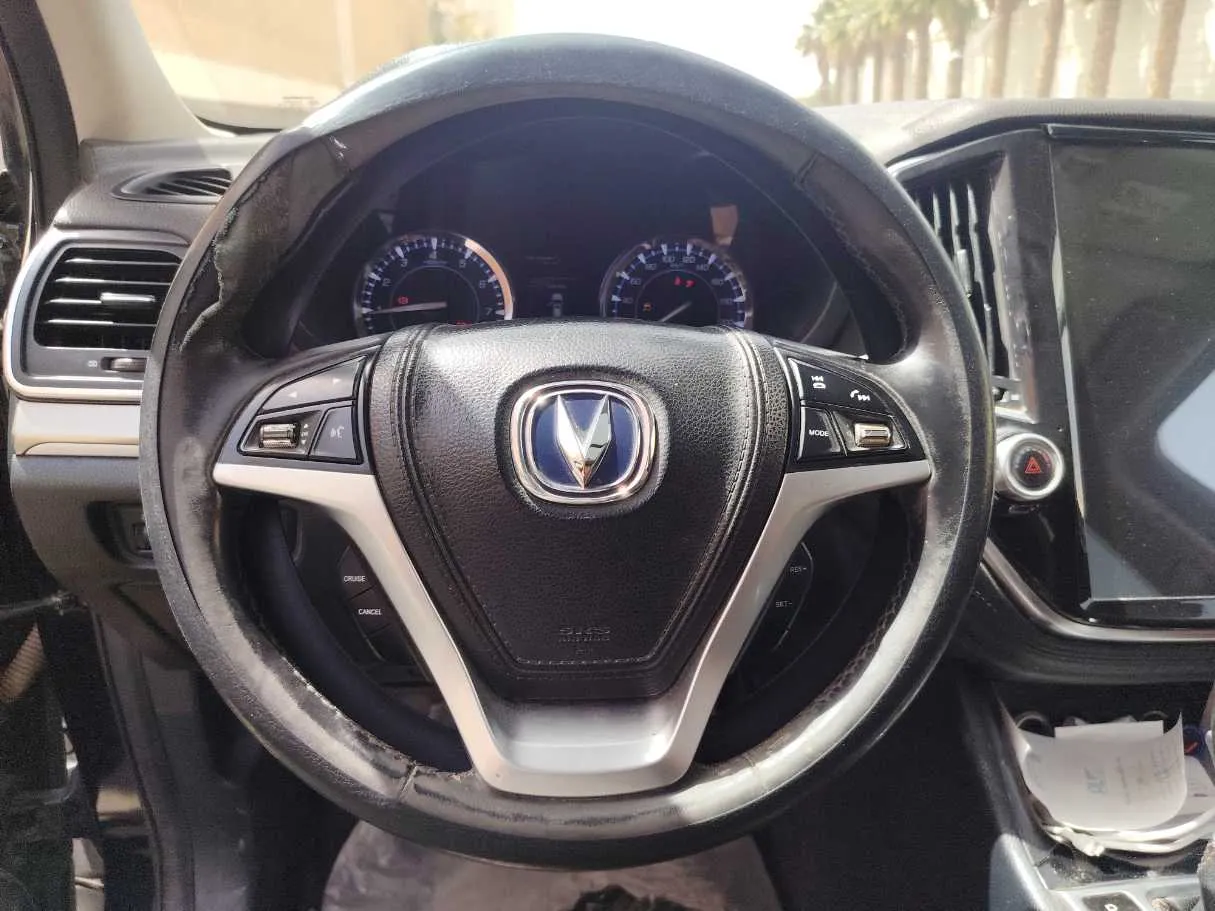 Car image 22