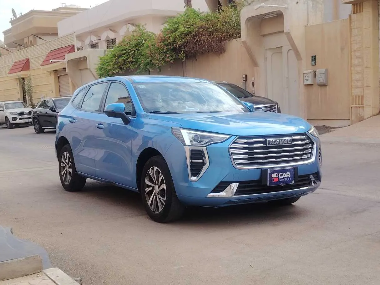 Car image 3