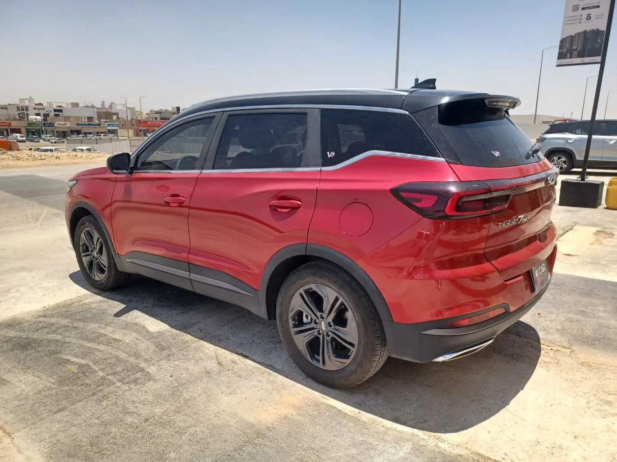 Car image 7