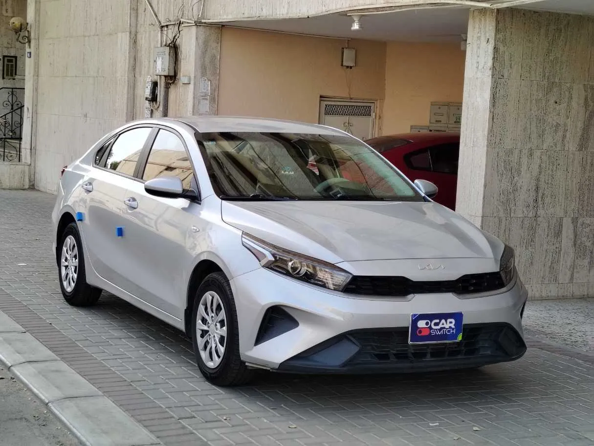 Car image 3