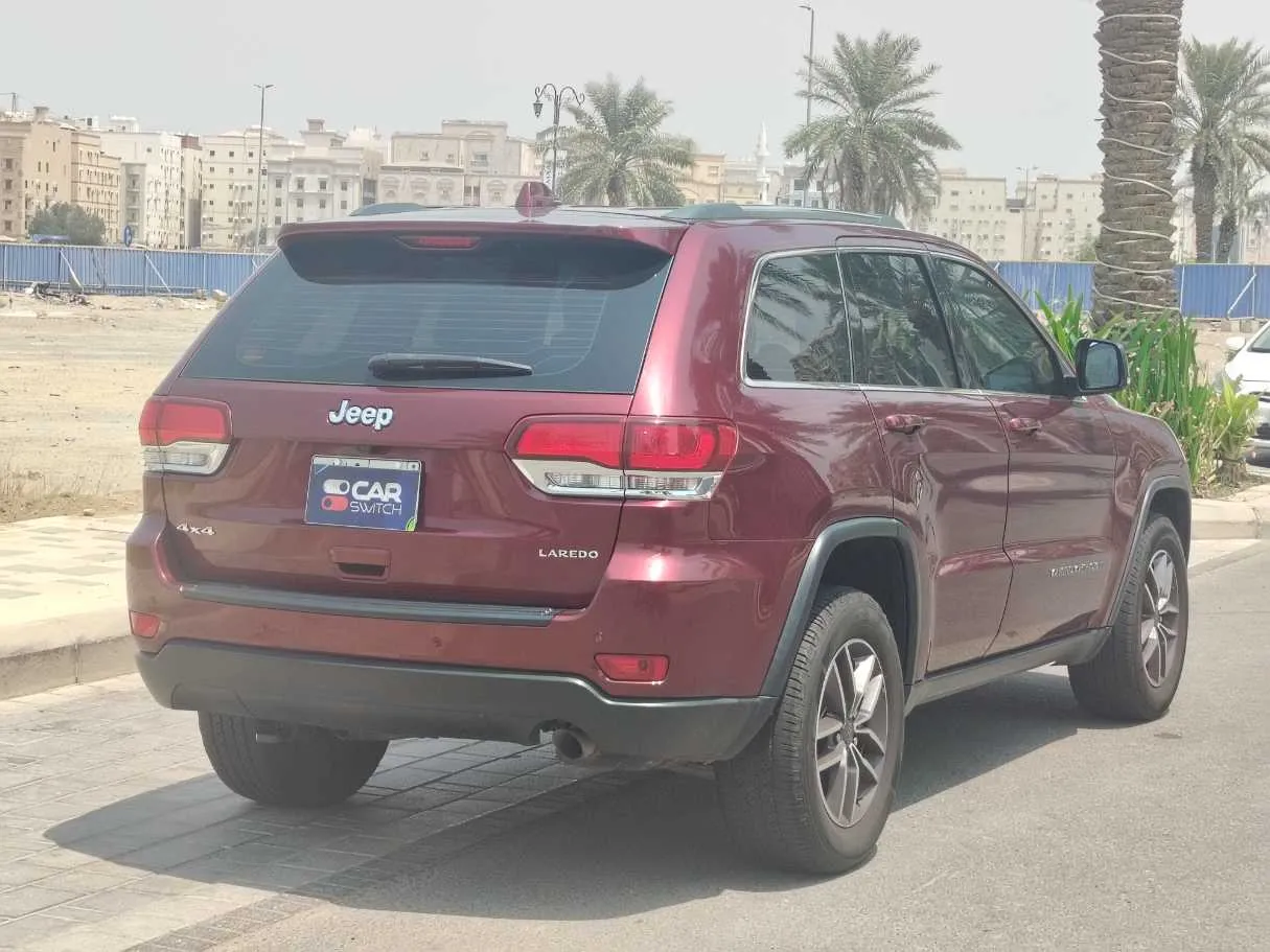Car image 5