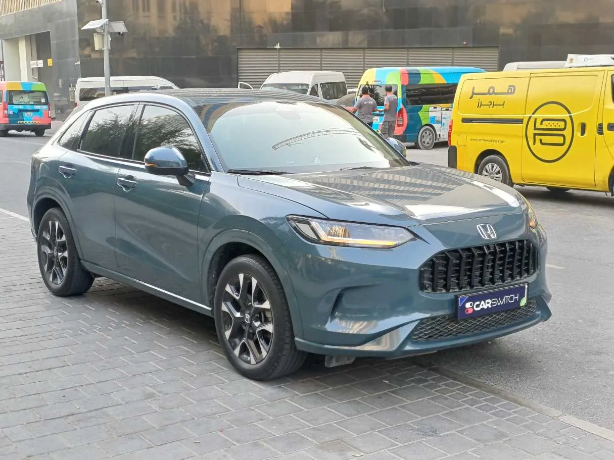 Car image 3