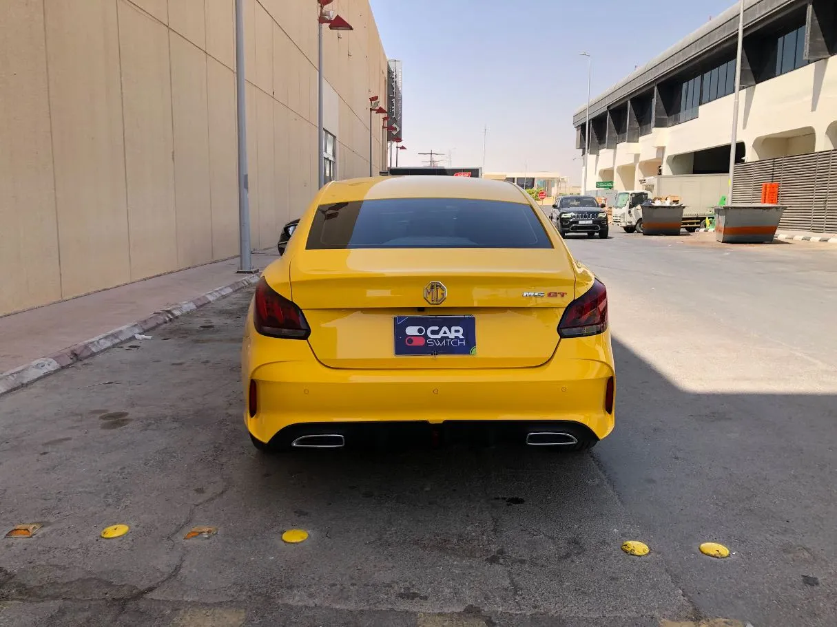 Car image 6