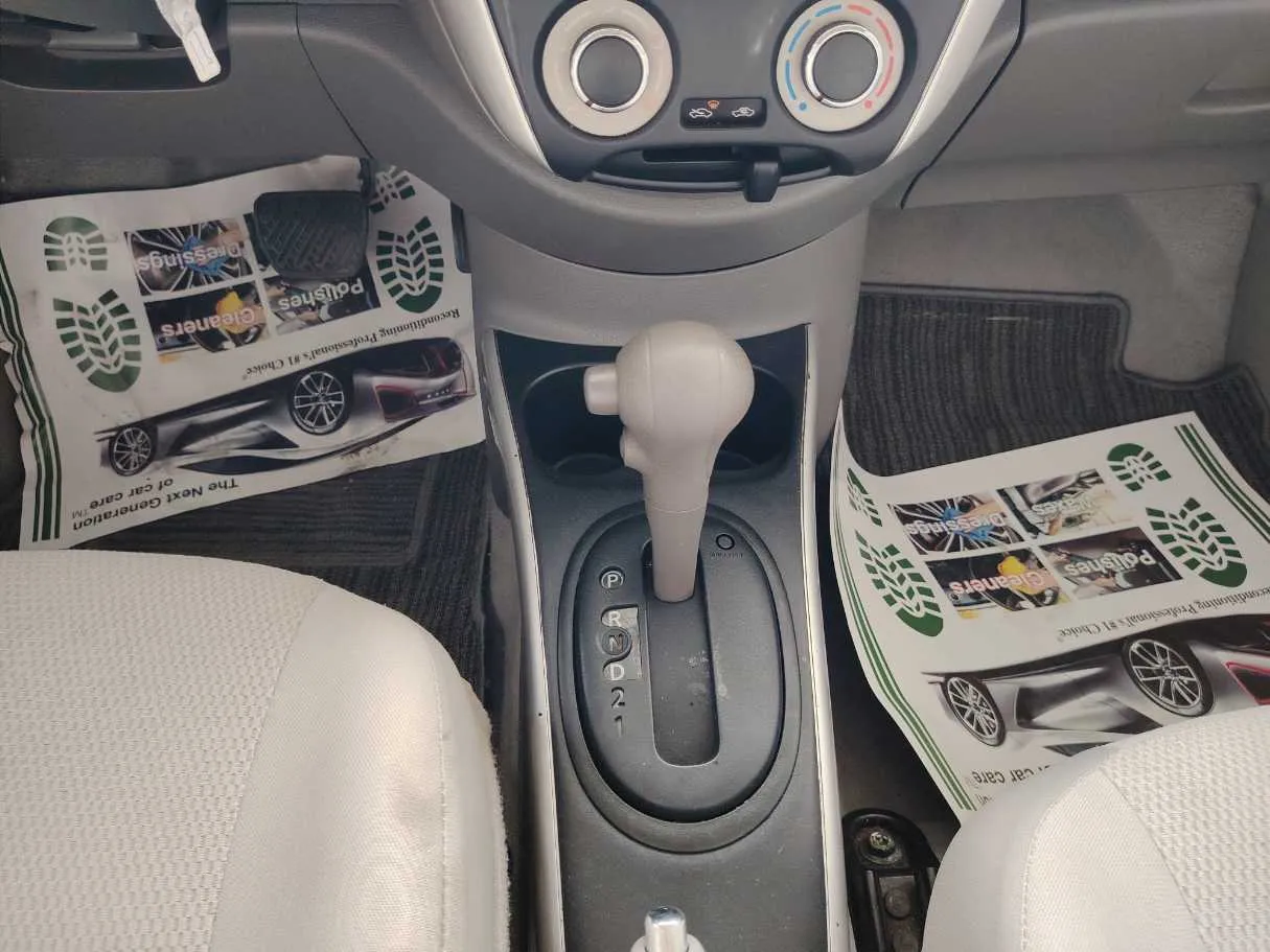 Car image 20