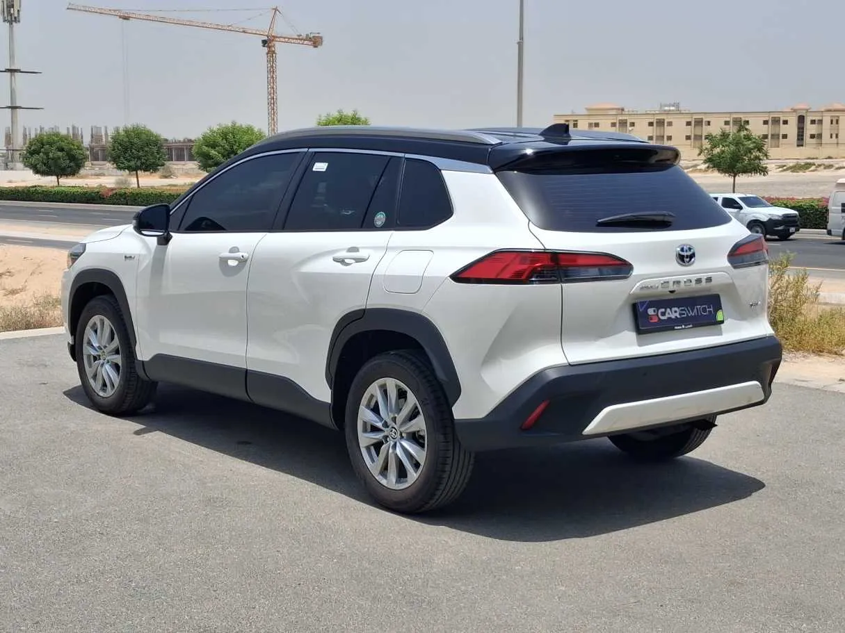 Car image 7