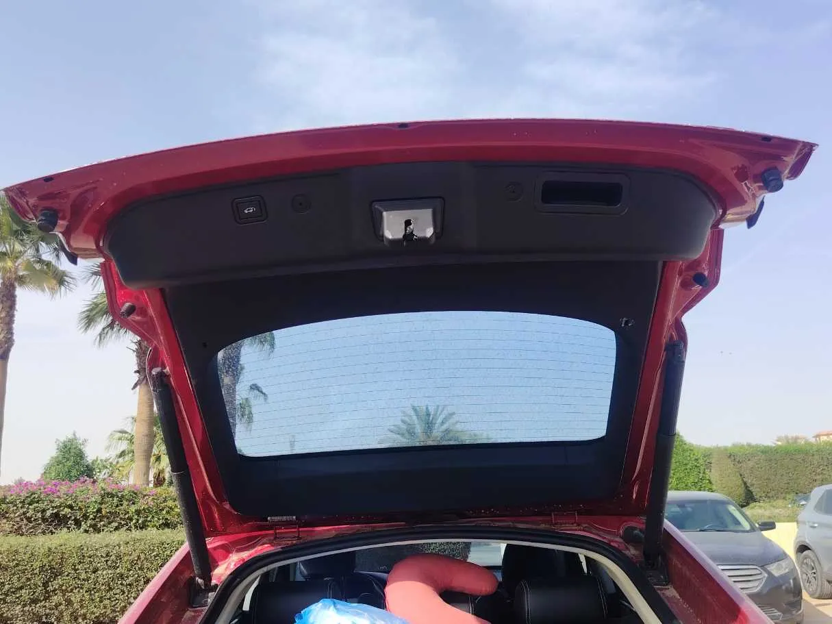 Car image 27
