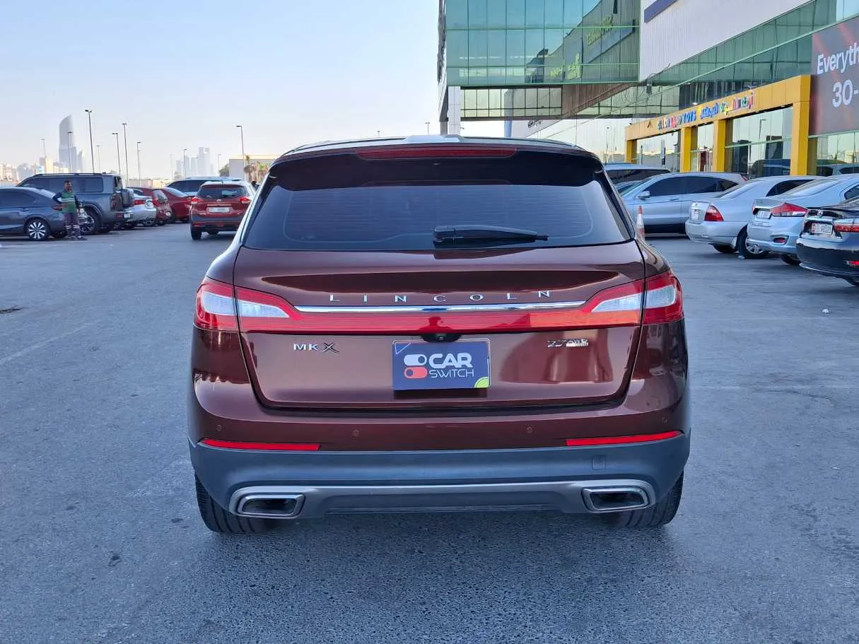 Car image 6