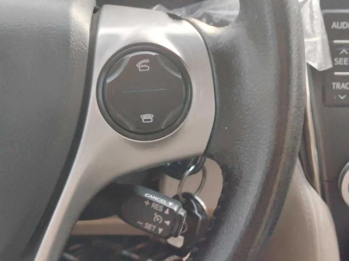 Car image 28
