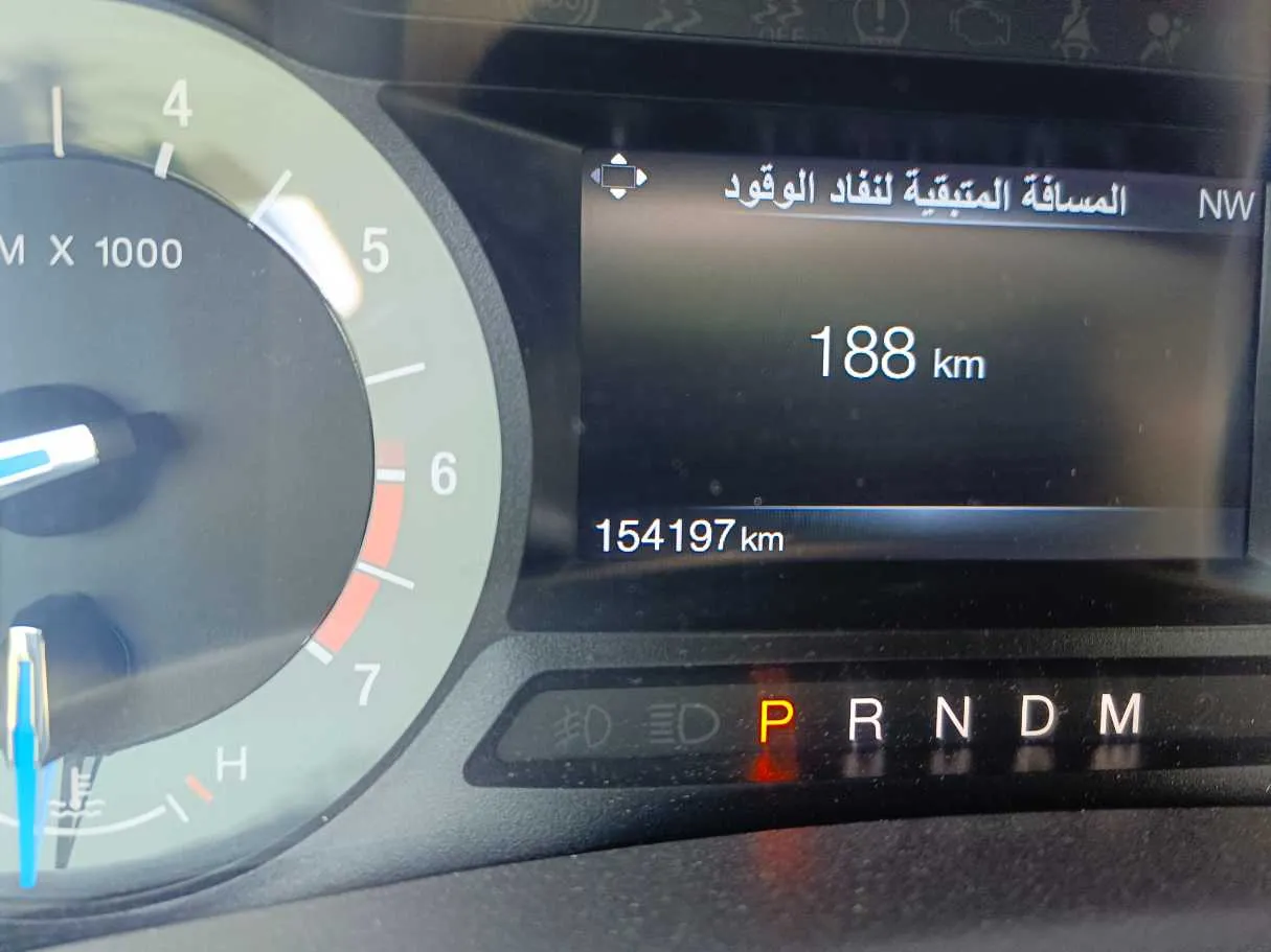 Car image 26