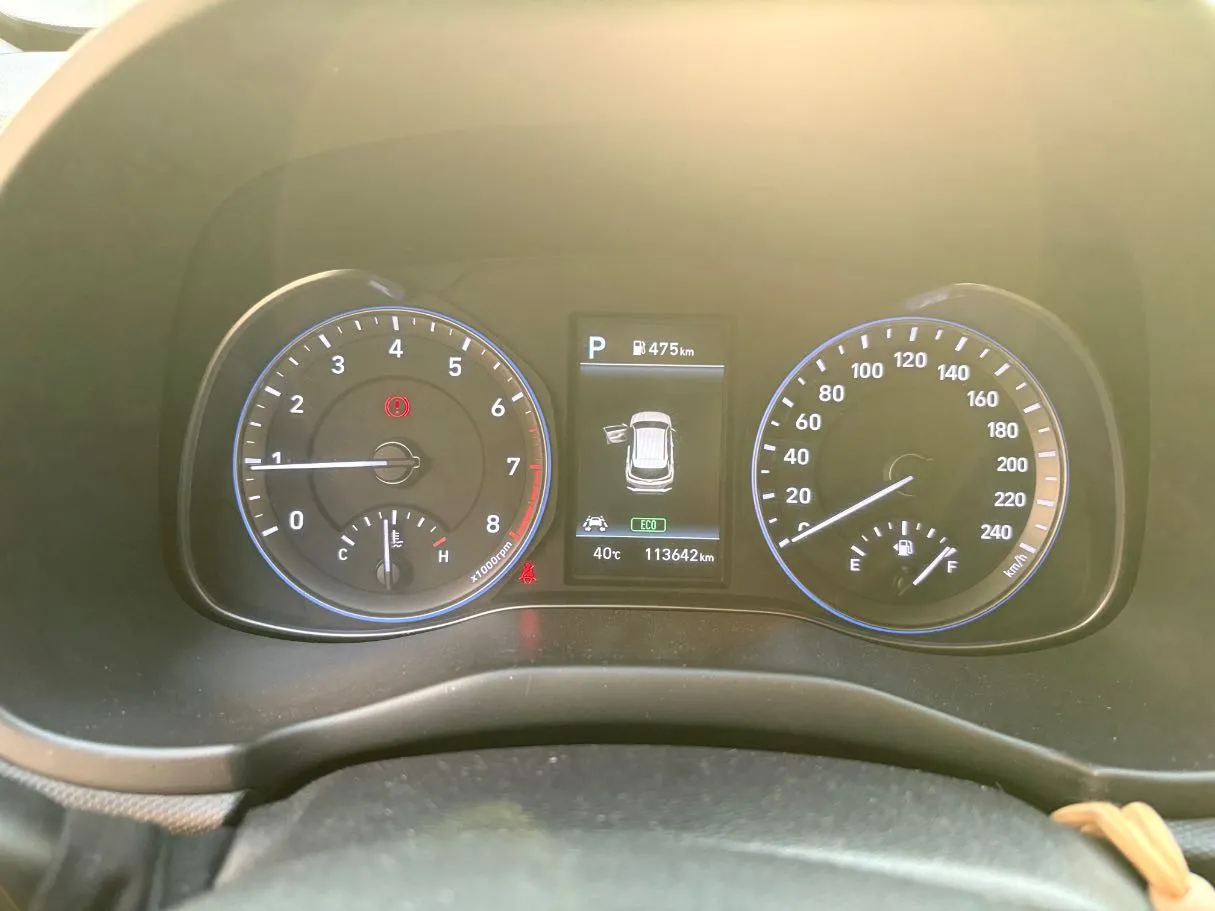 Car image 22