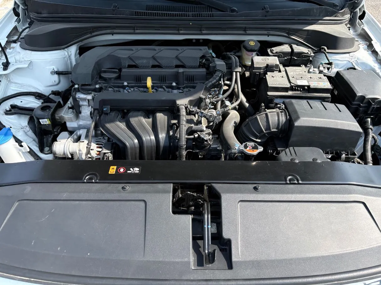 Car image 29