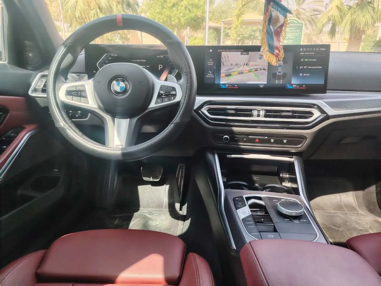 Car image 21