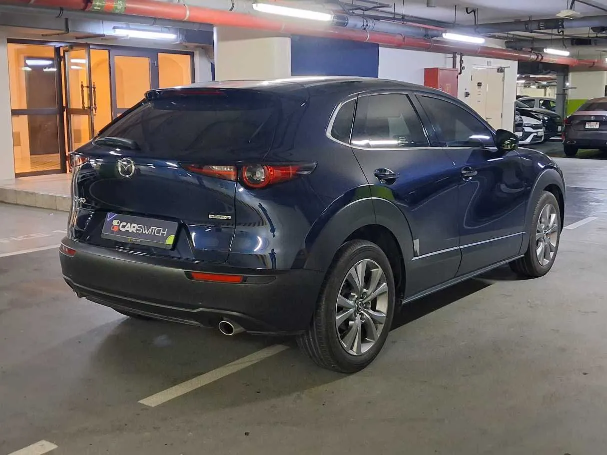 Car image 7