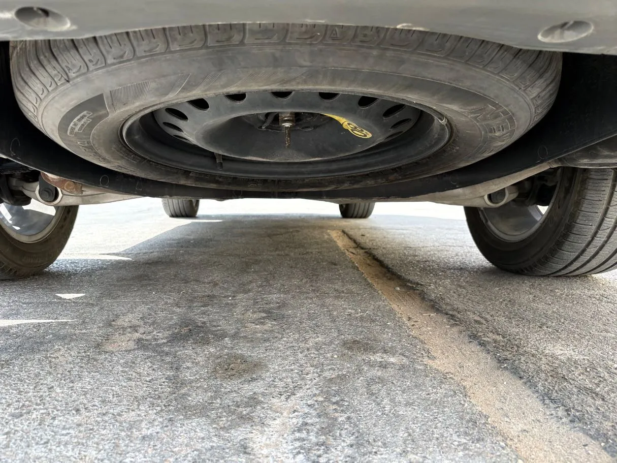 Car image 31