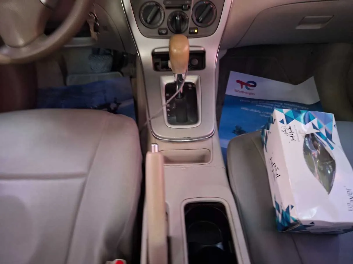 Car image 11