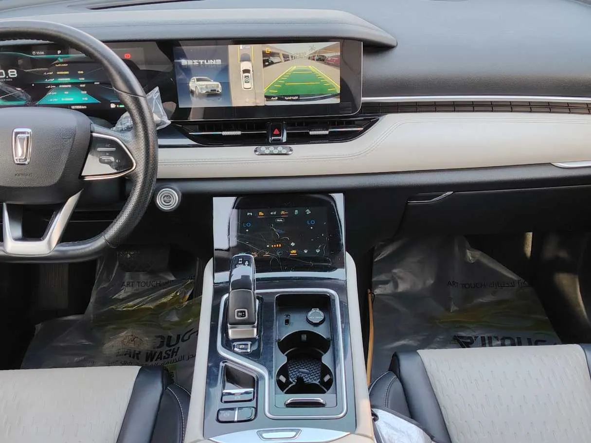 Car image 21