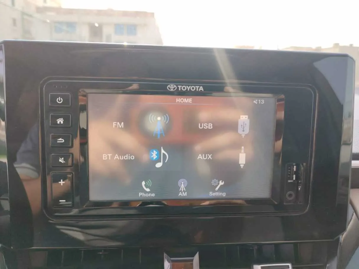 Car image 27