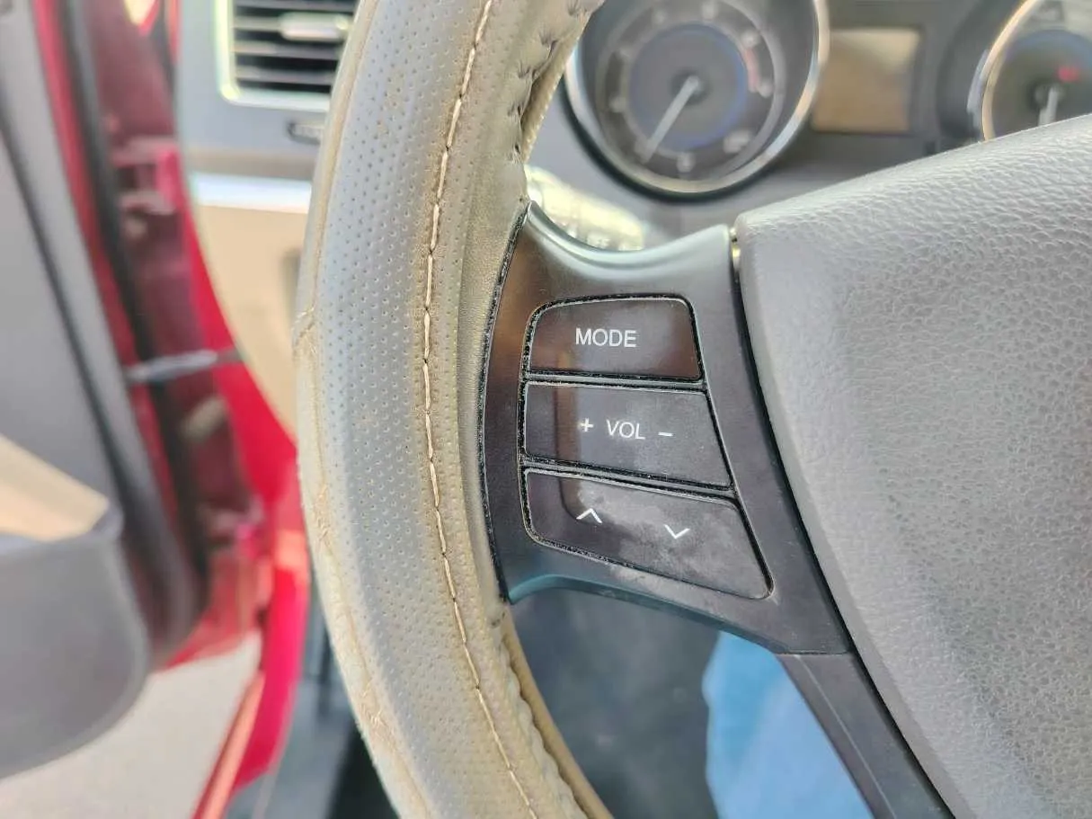 Car image 42